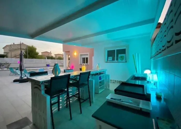 Holiday home Ferias E Sol Em